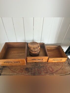 Vintage Giftcraft Wooden Snack Serving Set – 9 Pieces